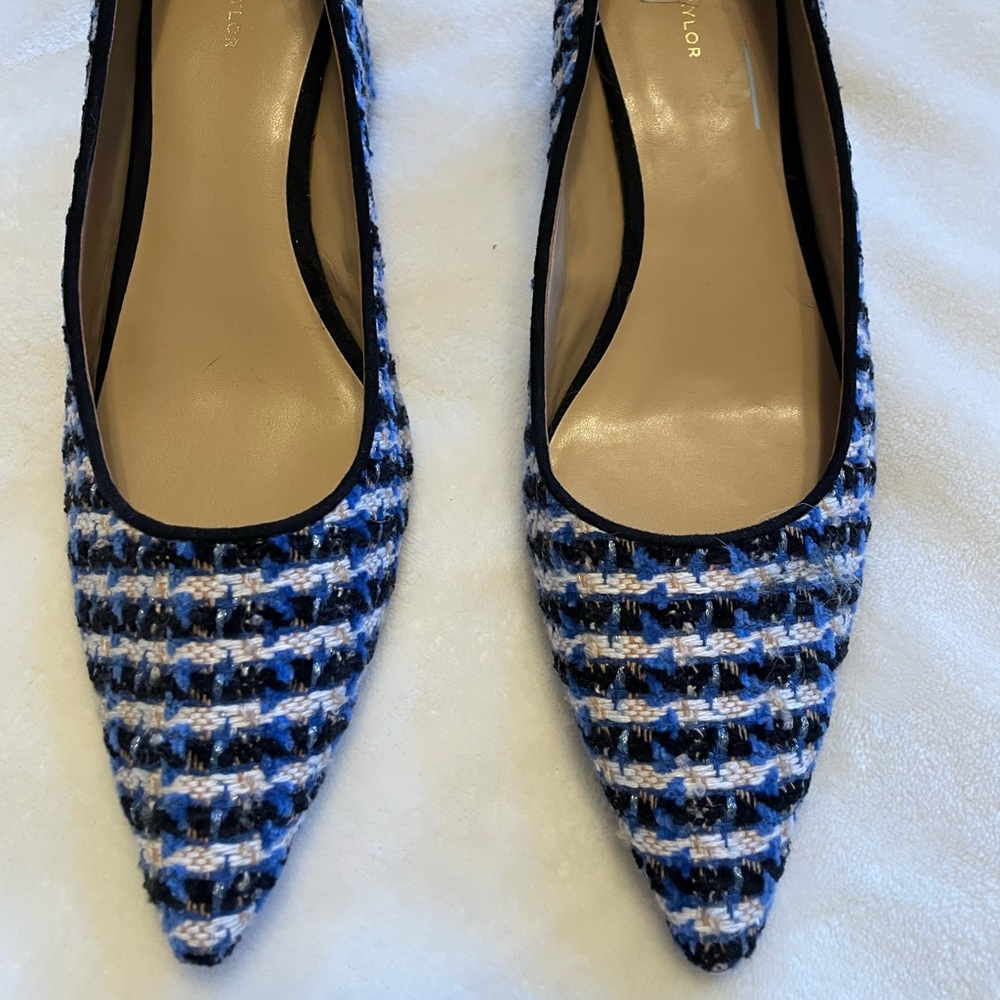 Ann Taylor tweed fabric block heel shoes